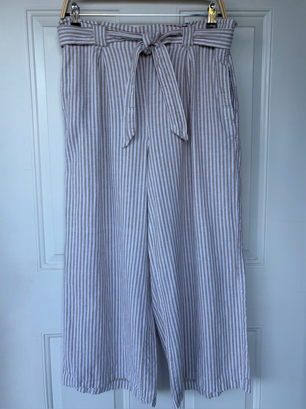 •Max Studio• Striped Wide Leg Linen Blend Cropped Pants - Size Medium